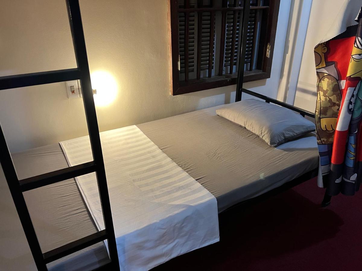 Hg Hostel Provide Tours & Motorbikes Ha Giang Esterno foto