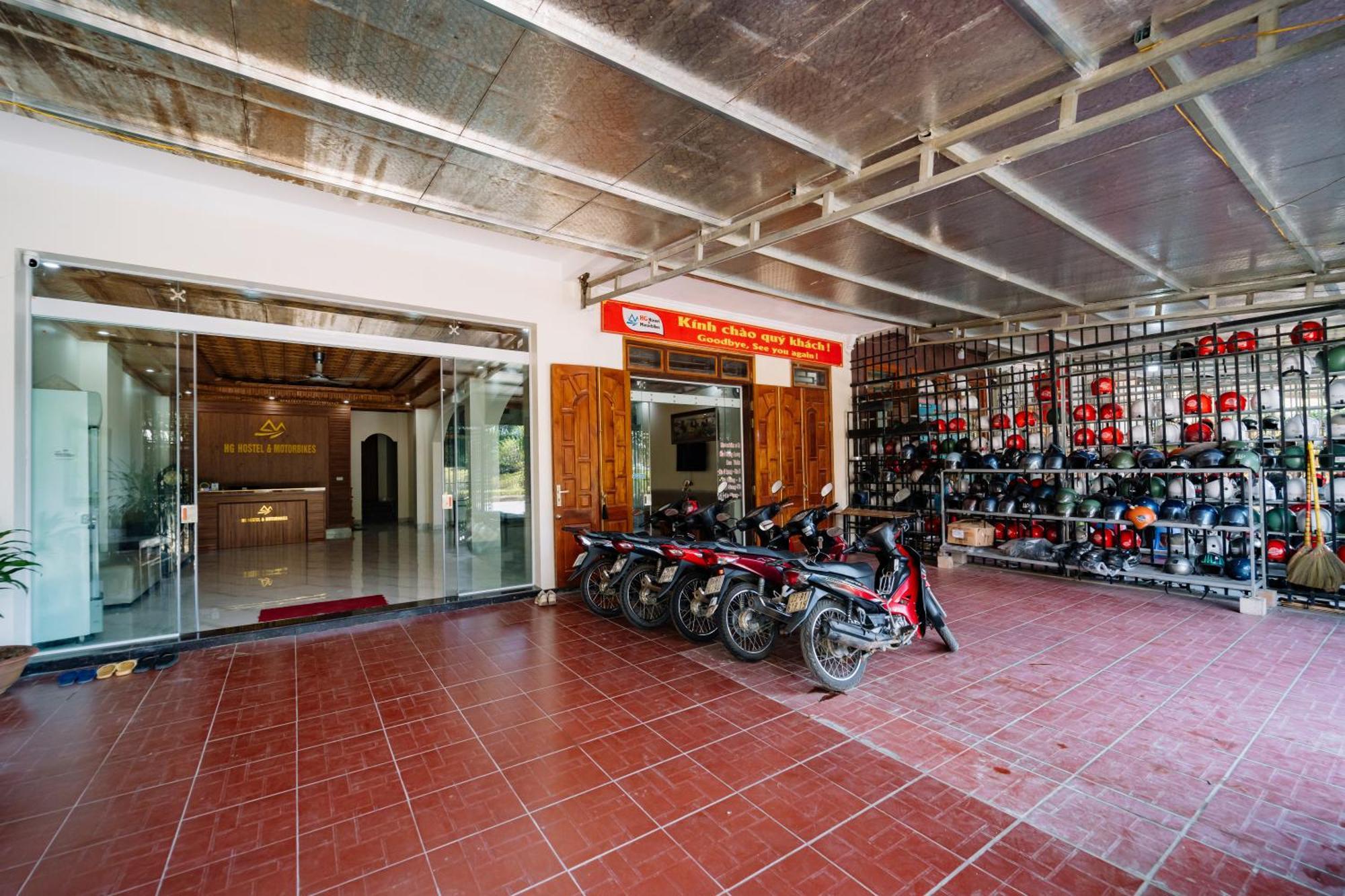 Hg Hostel Provide Tours & Motorbikes Ha Giang Esterno foto